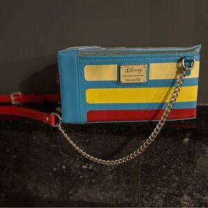 Loungefly Snow White Cake Purse